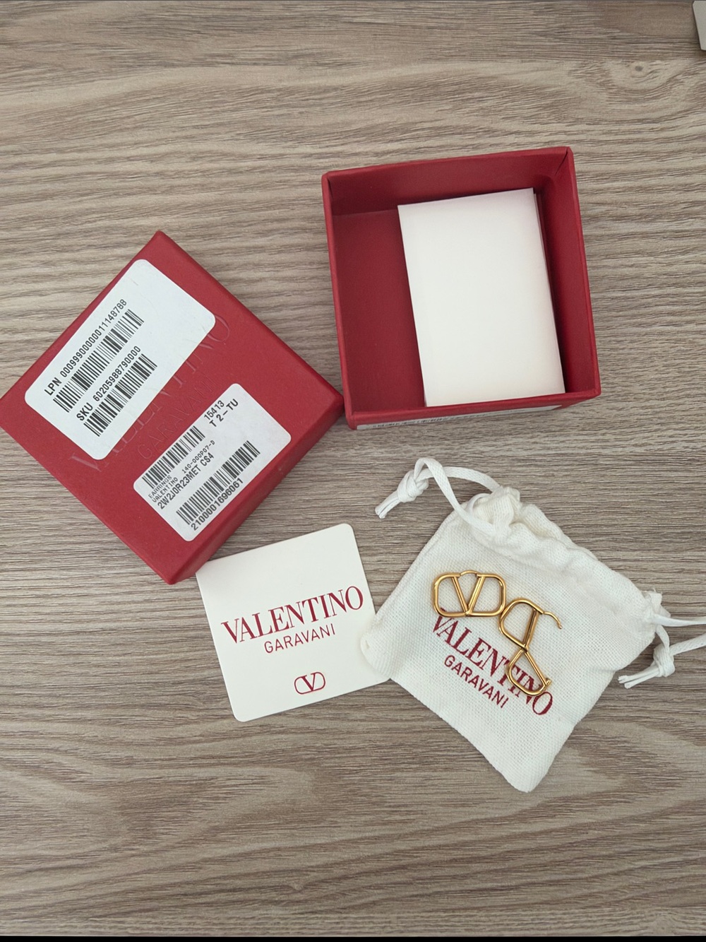 Valentino | V Earrings